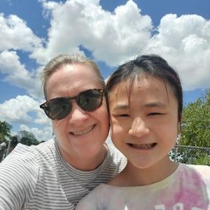 Meet your Posher, Shari